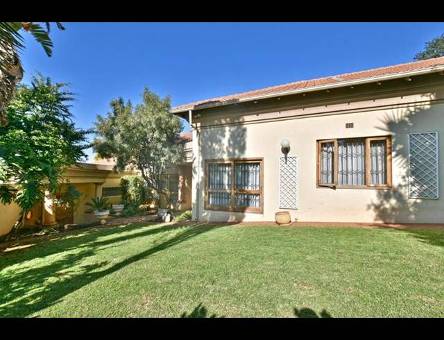 4 BEDROOM HOUSE FOR SALE IN GLENVISTA